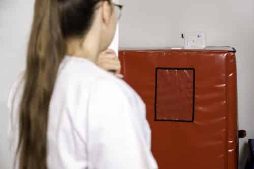 Test d'un conteneur isotherme en grande enceinte thermique au LAB Cold&Co
